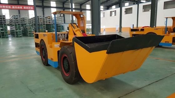 1,5 m3 LHD Yeraltı Maden Taşıtları Tünel açma projesi için Scooptram