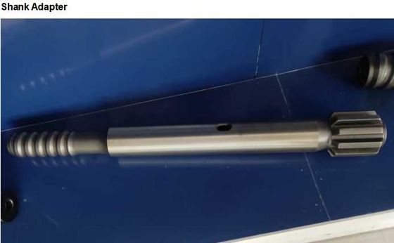 Tamrock HL500 / HL560S Sap Adaptörü Uzunluğu 500mm T38 Dişli Siyah Renkli