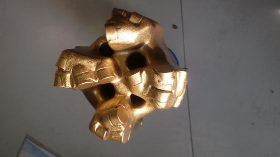 IADC Kodu G4456 için PDC Matkap Ucu Kaya Delici Araçlar HY / M422 Gage Pürüzsüz Tasarımı ile